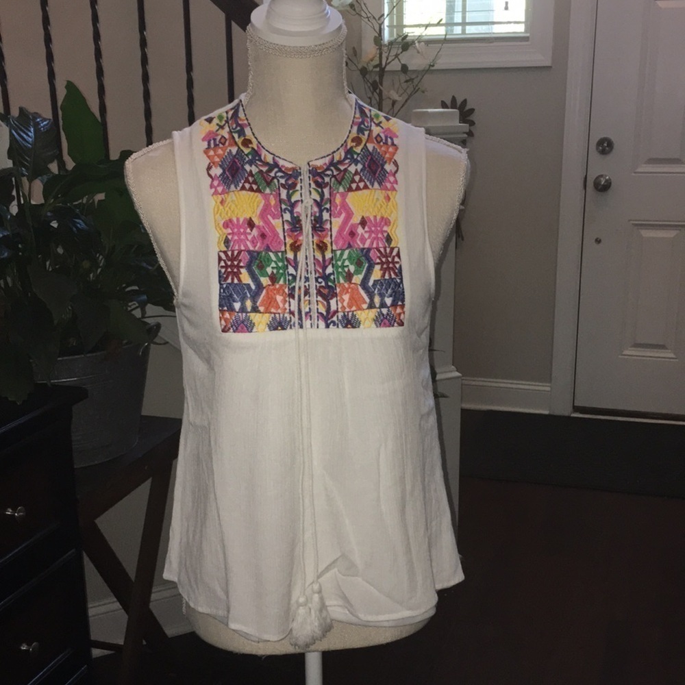 Blue Rain bohemian top size S white - lined